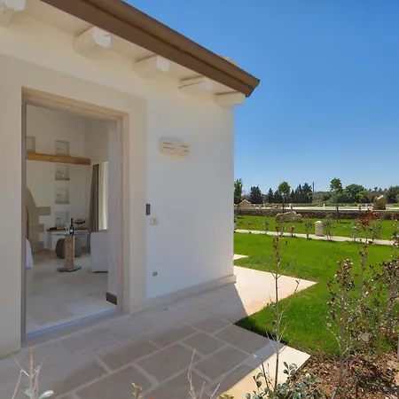 Отель Masseria Longa Boutique Отранто